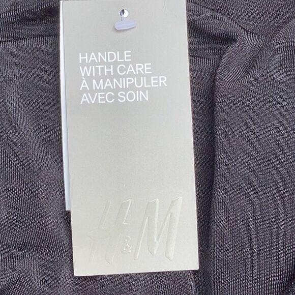 H&M NWT SPARKLY GLITTERY TOP BLOUSE WOMENS MEDIUM - Picture 6 of 7